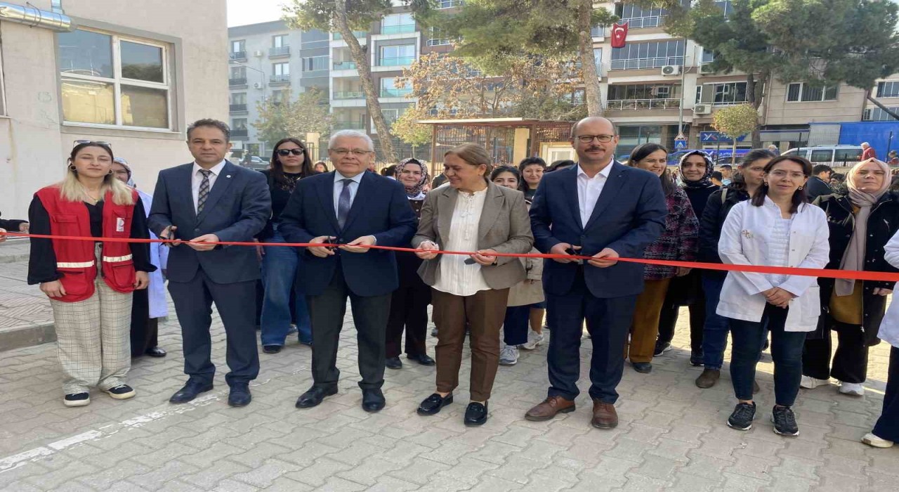 Alaşehirde öğrenciler Gazze için tek yürek oldu