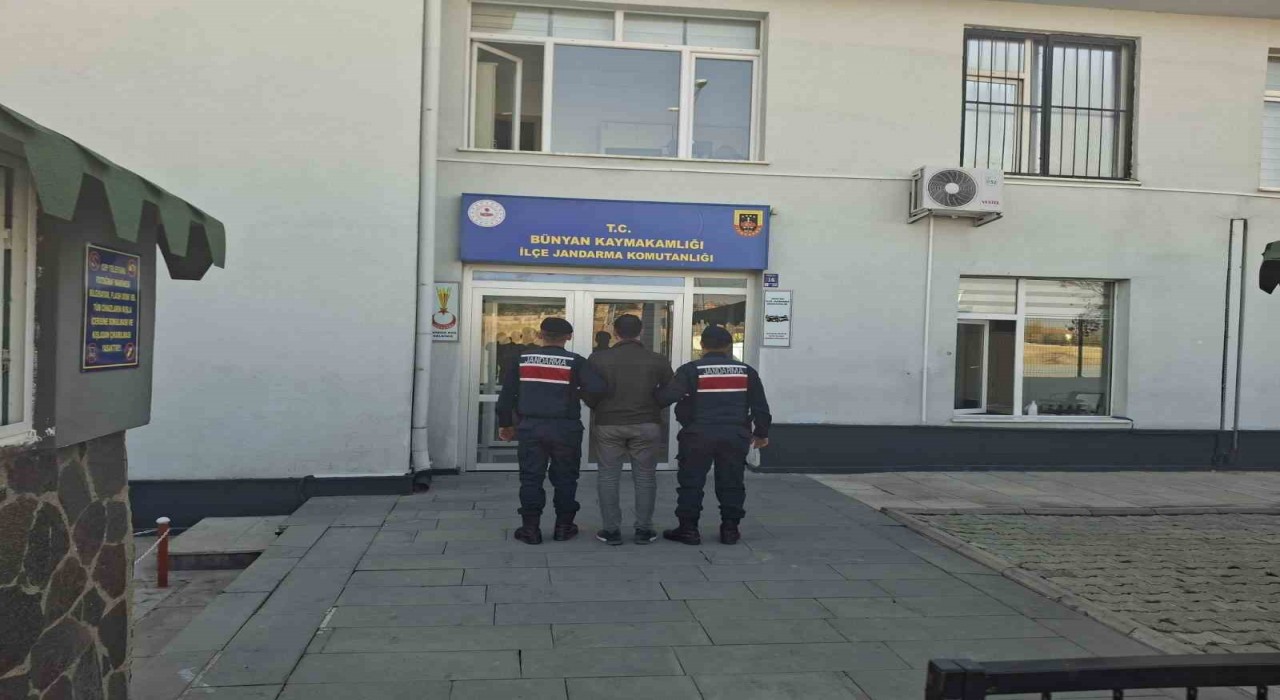 Aranması bulunan FETÖ üyesi yakalandı