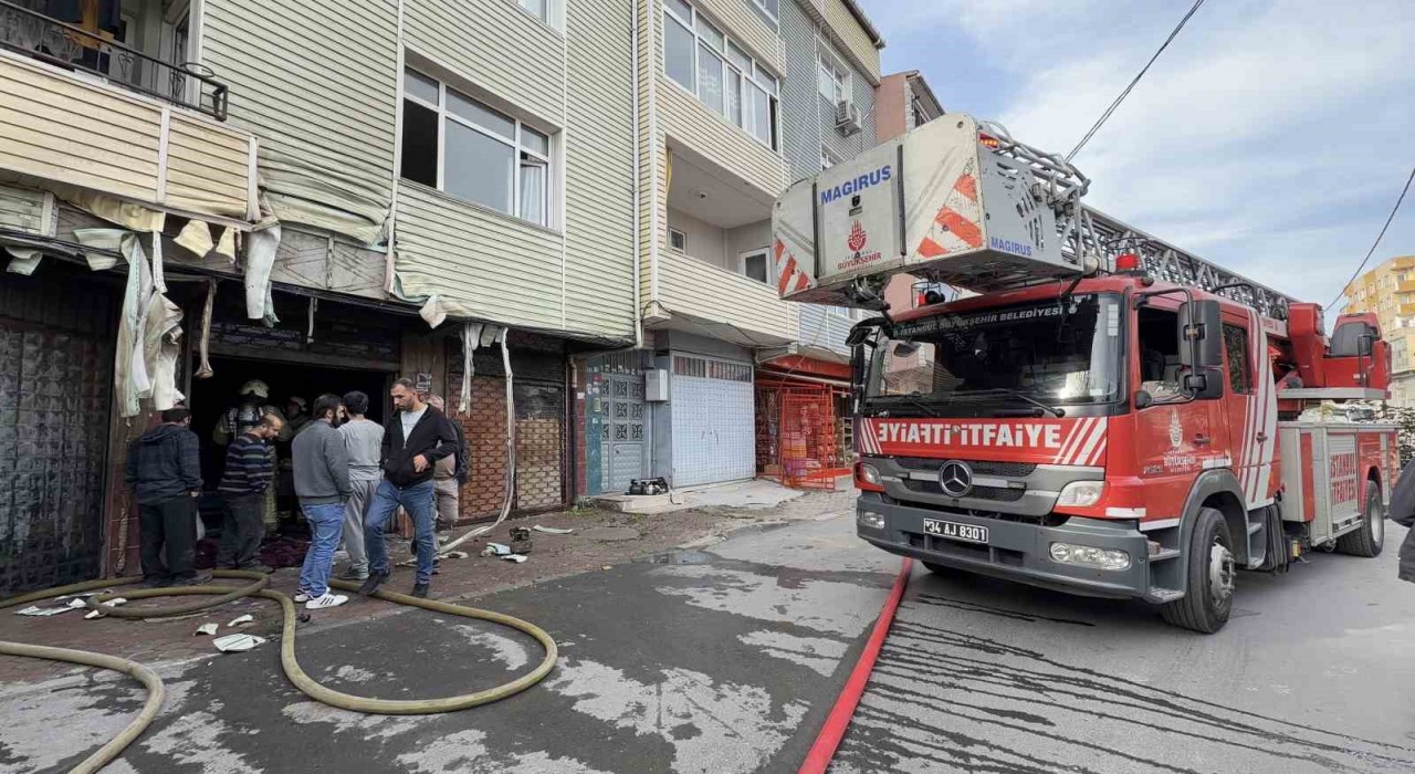 Avcılarda tekstil atölyesinde korkutan yangın