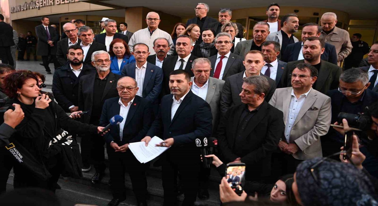 Aydın Büyükşehir Belediye Meclisi CHP Grup Başkan Vekili Günel: Aydında hizmetin önündeki tek engel Çerçioğlu