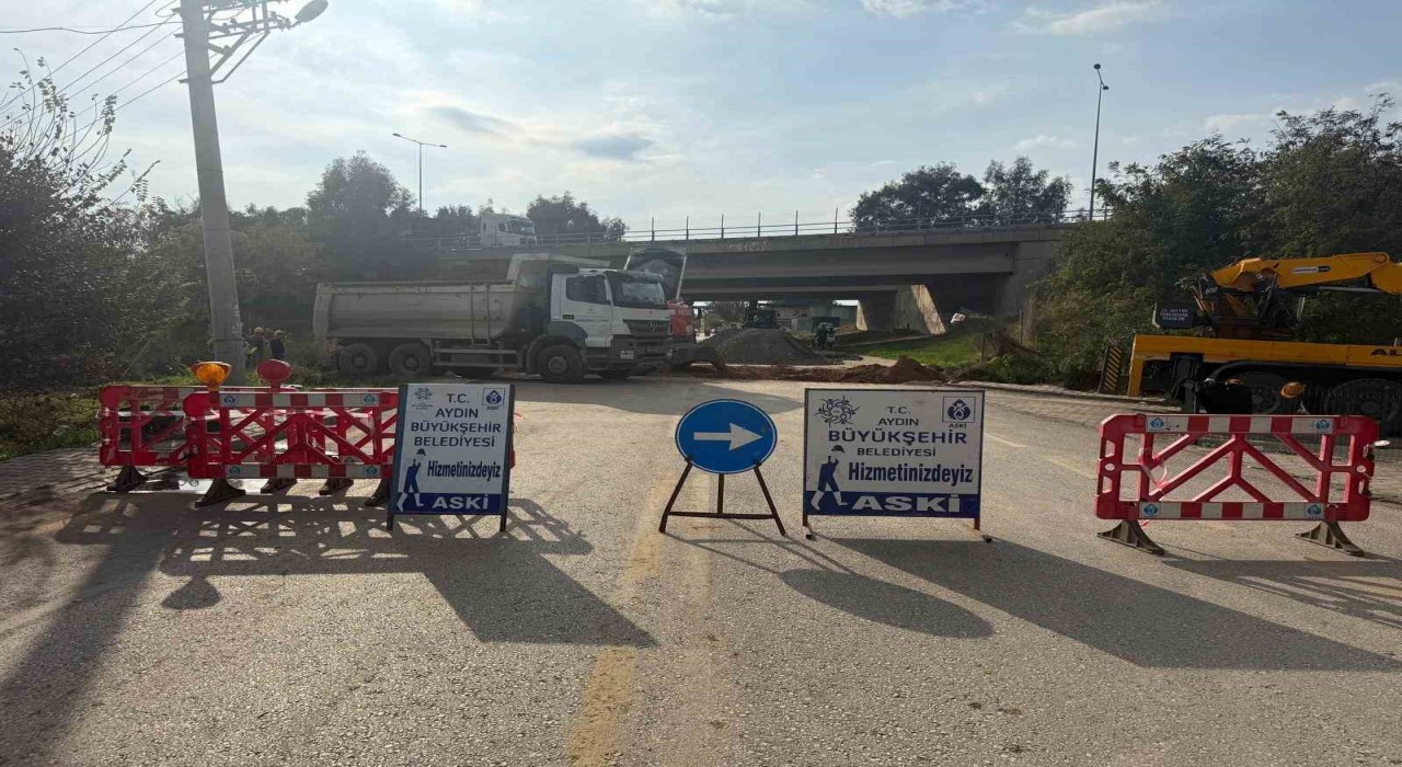 Aydın Büyükşehir Zeybek Mahallesinde alt yapı çalışması gerçekleştirdi