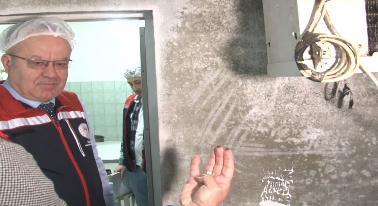 Bağcılarda restoran ve marketlere denetim yapıldı