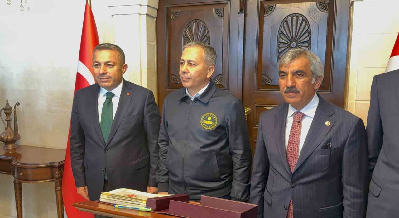 Bakan Ali Yerlikaya, Kilis Valisi Tahir Şahin ile bir araya geldi
