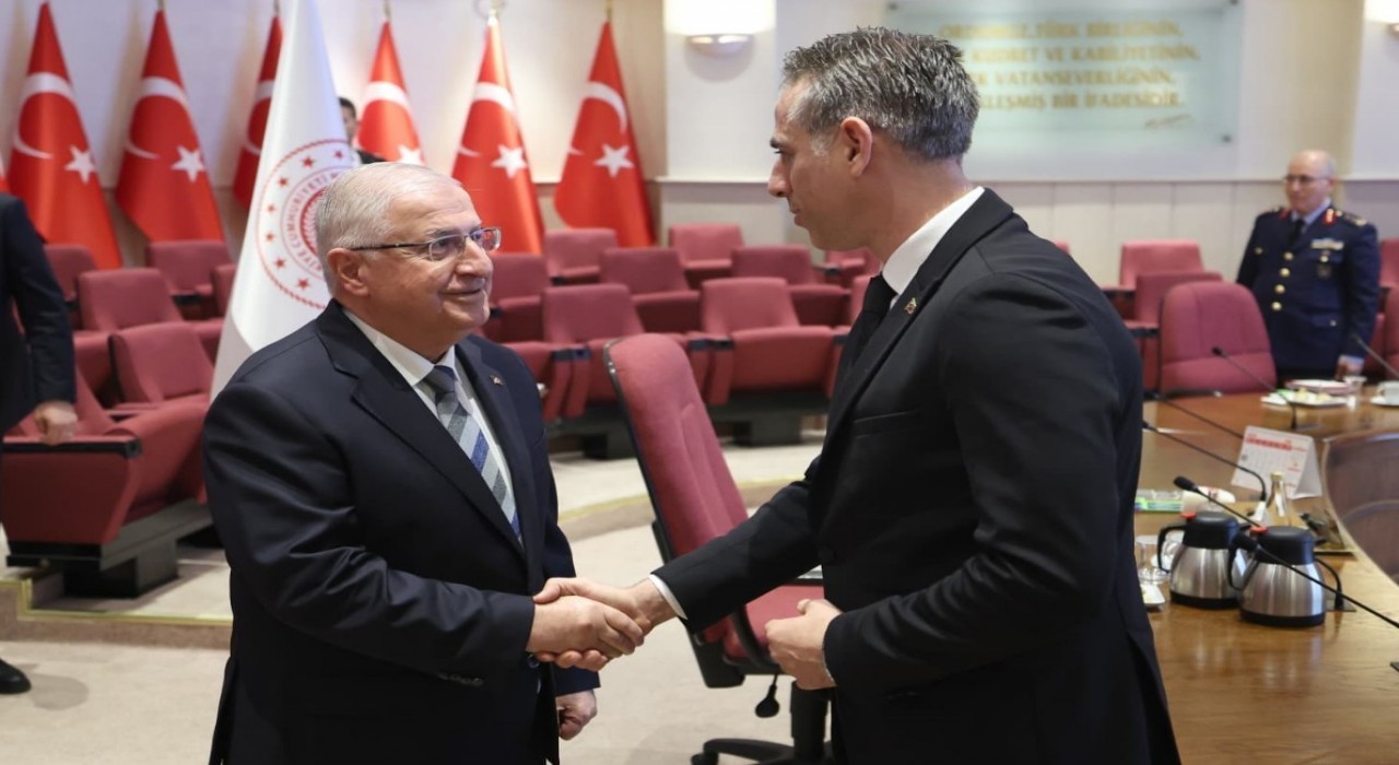 Bakan Gülerden Tekvando Milli Takımına tebrik