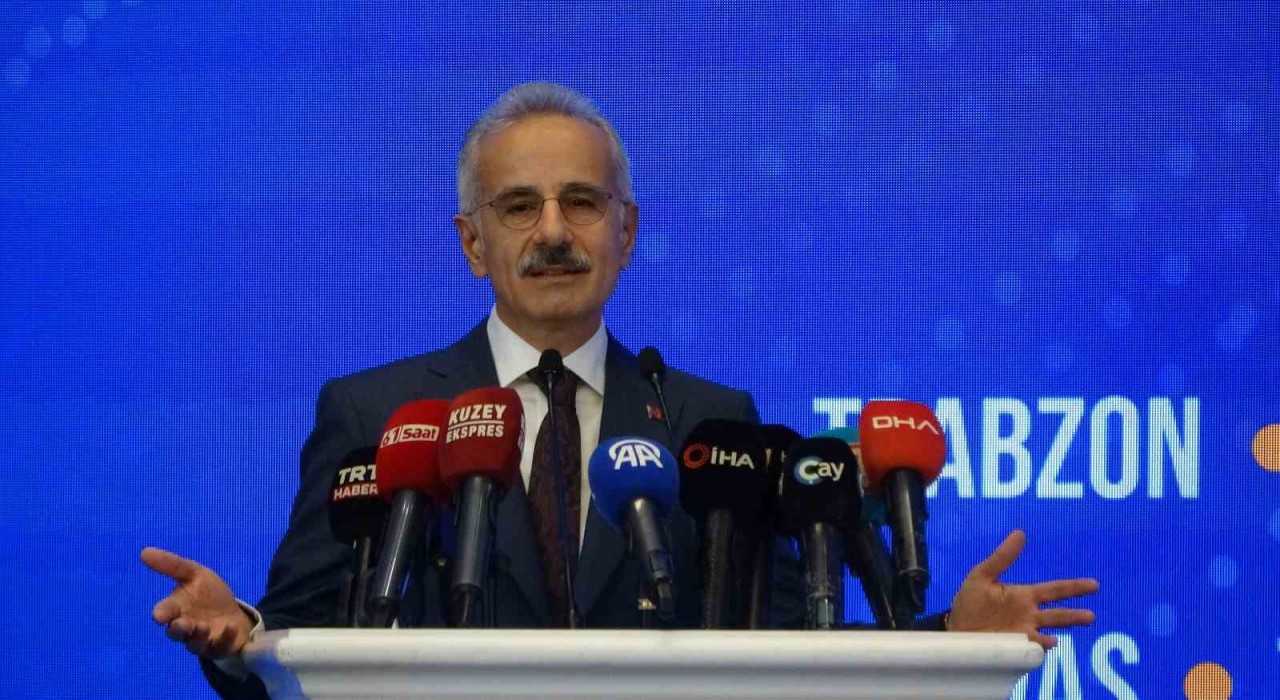 Bakan Uraloğlu: İlk göreve geldiklerinde 4.7 milyon kullanıcının bilgileri yurt dışına çıkarılmıştır