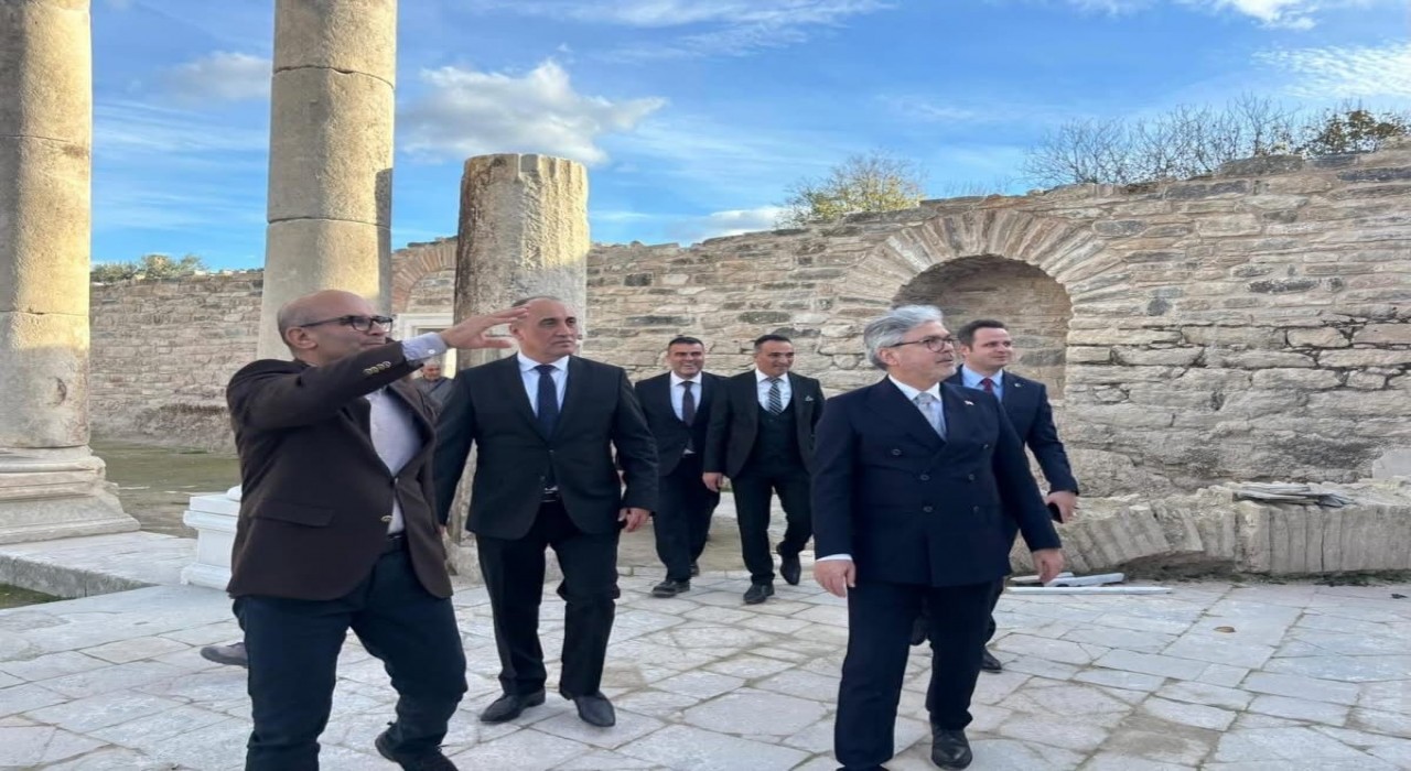 Bakan Yardımcısı Yelkenci, Stratonikeia Antik Kentini gezdi