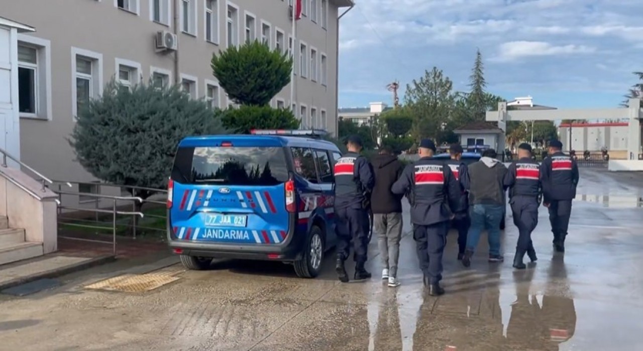 Bakan Yerlikaya: 10 il merkezli düzenlenen operasyonlarımızda; 5,8 milyar liralık işlem hacmi bulunan 79 şüpheliyi yakaladık