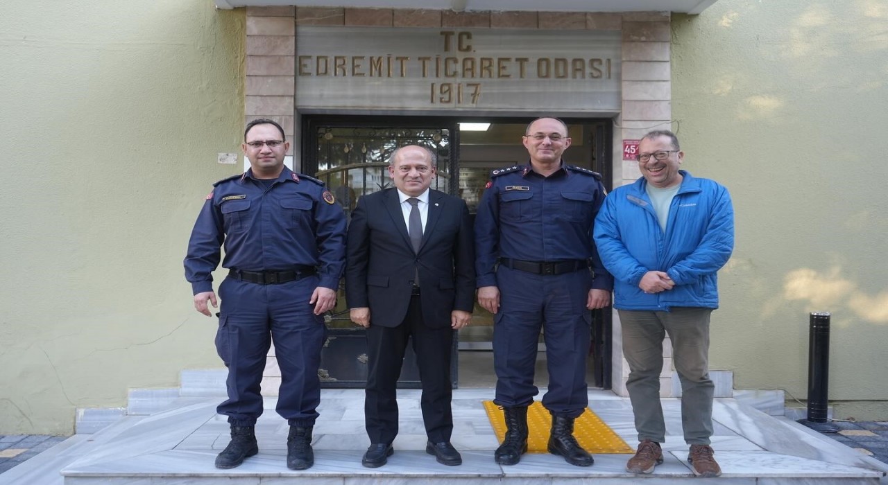 Balıkesir İl Jandarma Komutanı Murat Özerden Edremit Ticaret Odasına ziyaret