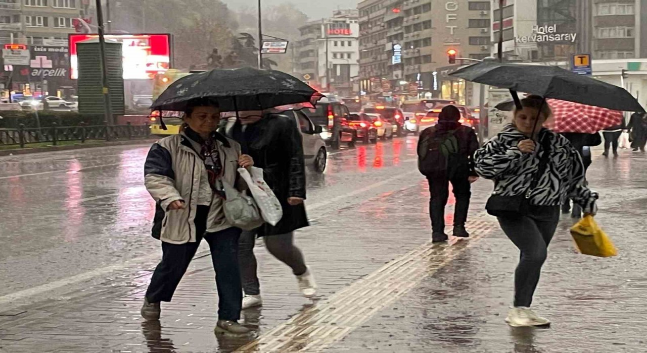 Balıkesirde ekim yağışında 100 katlık artış