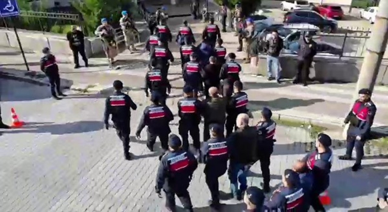 Balıkesirde suç örgütüne darbe: 5 tutuklama