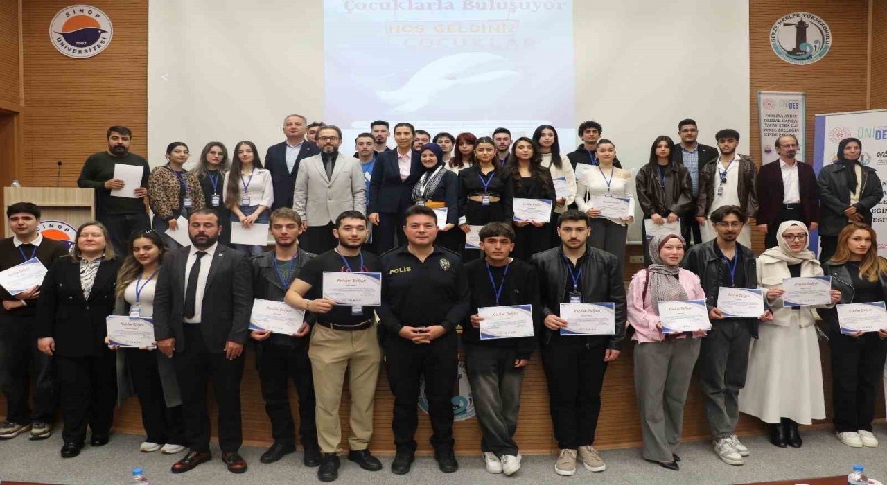 Balina Aydın, Gerzede çocuklarla buluştu