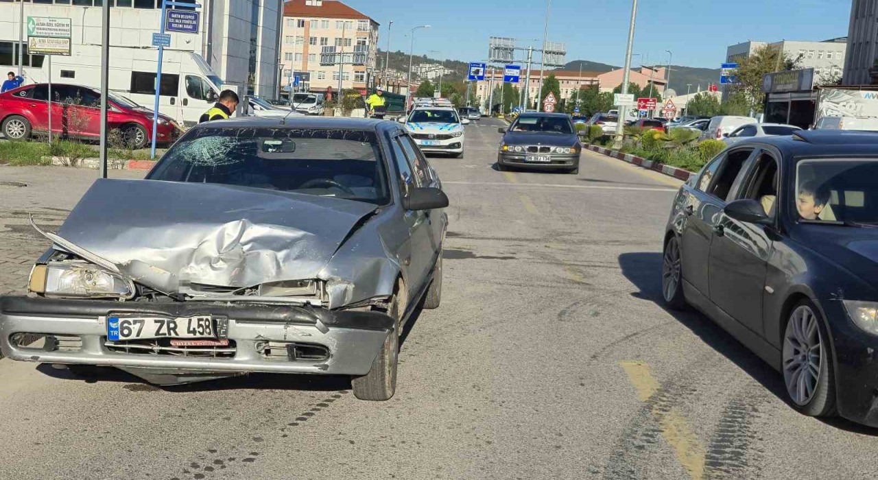 Bartında feci kaza: 3 yaralı