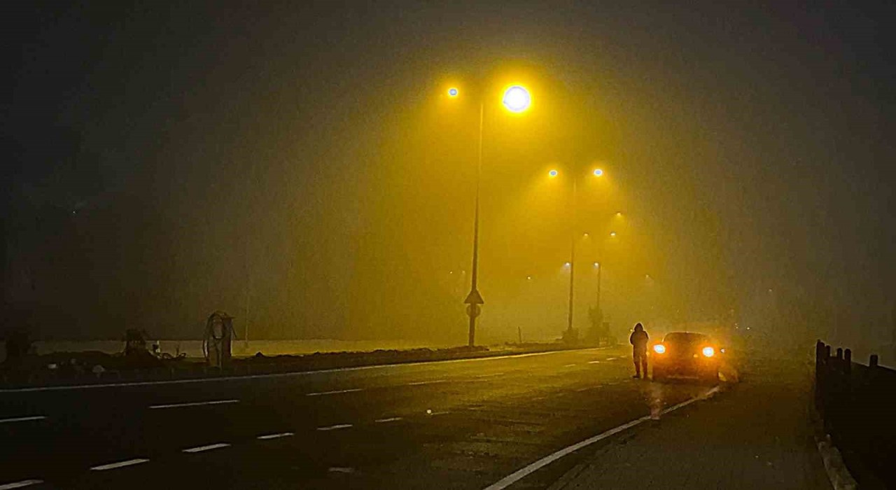 Bartında yoğun sis