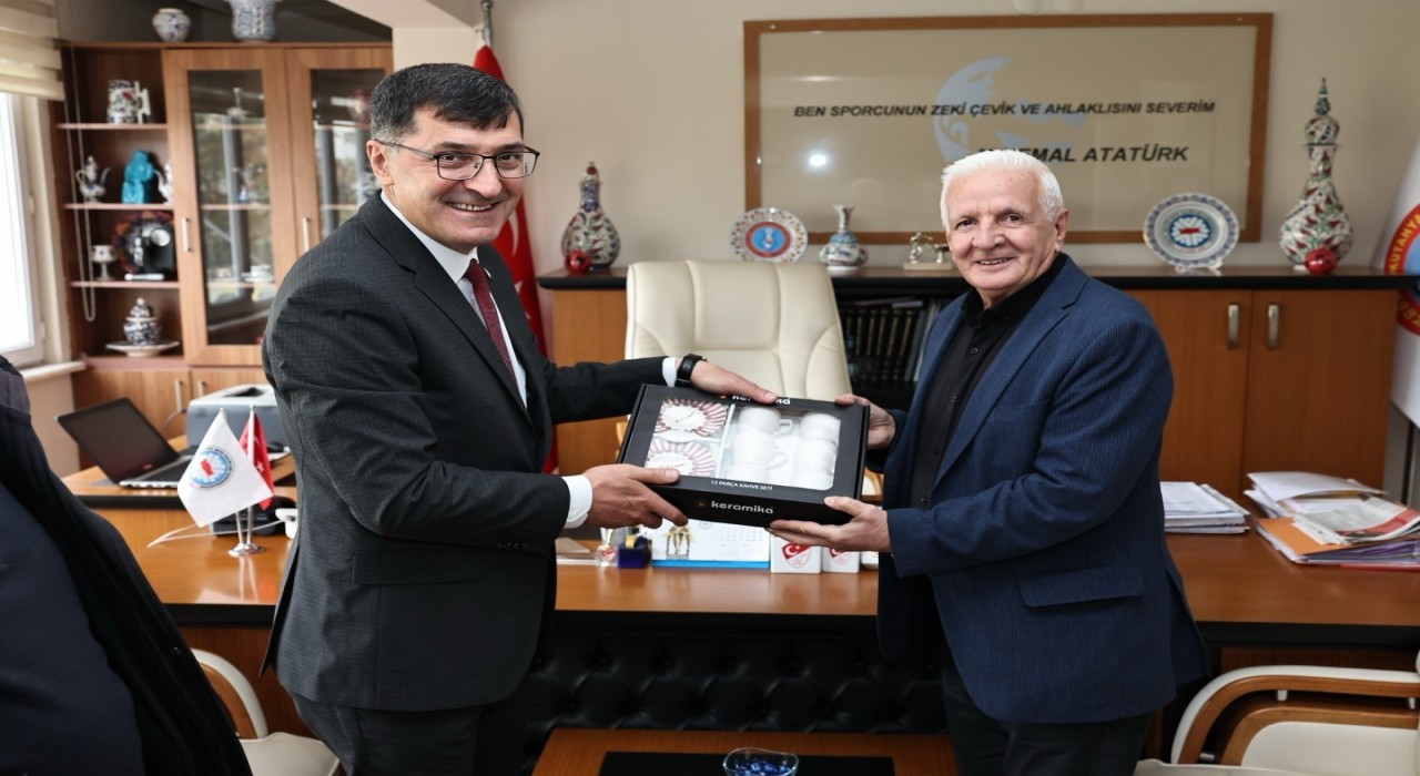 Başkan Eyüp Kahveci: Kütahyadaki tüm kurum ve kuruluşlarımızla omuz omuza çalışacağız