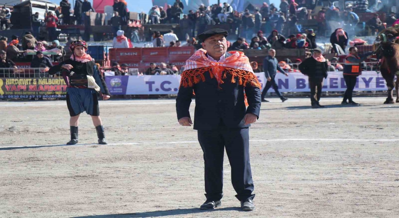 Başkan Özel: Ramazanın manevi atmosferine saygı bizim için önceliktir