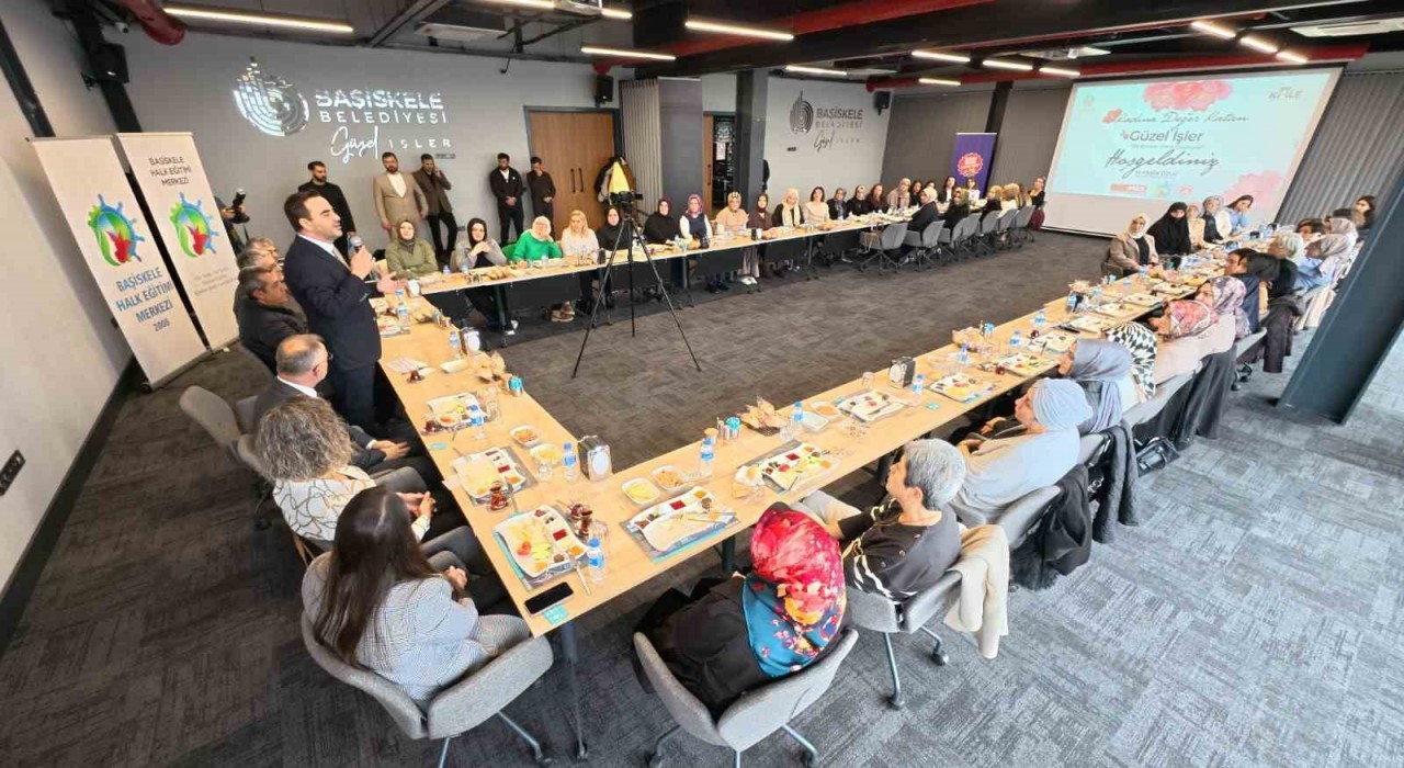 Başkan Özlü: Güçlü kadın, güçlü Türkiye demektir