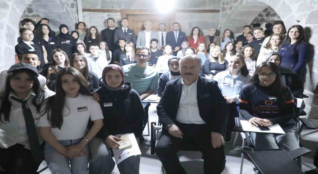 Başkan Palancıoğlu; Mektep Melikgazi öğrencileri ile bir araya geldi