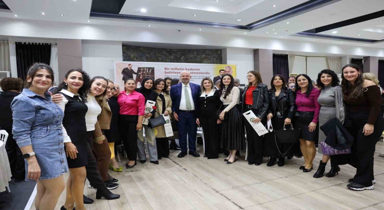 Başkan Pehlivan: Hayatta takdire değer ne varsa, temelinde bir öğretmenin emeği vardır