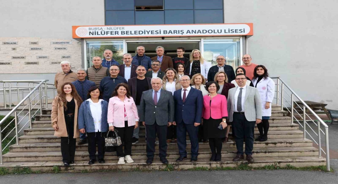 Başkan Şadi Özdemir: Geleceği kuran öğretmenlerdir