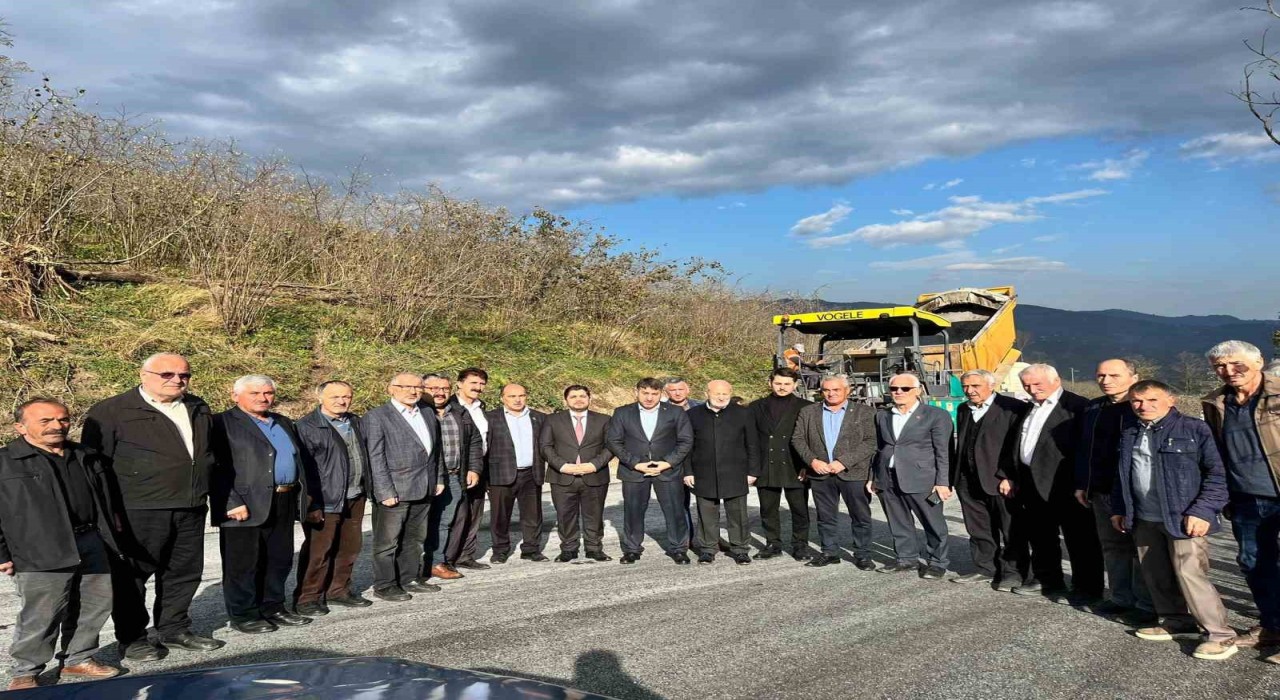 Başkan Türkcan: Sarpdere-Damarlı yolu hak ettiği değere kavuşuyor