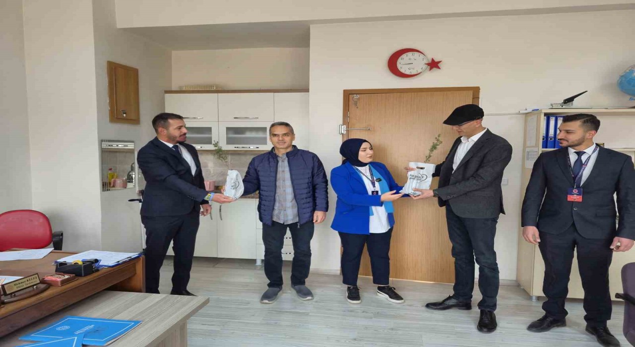 Başkan Yazıcıoğlu: Her öğretmen, yarınlarımızı büyüten bir fidan yetiştiricisidir