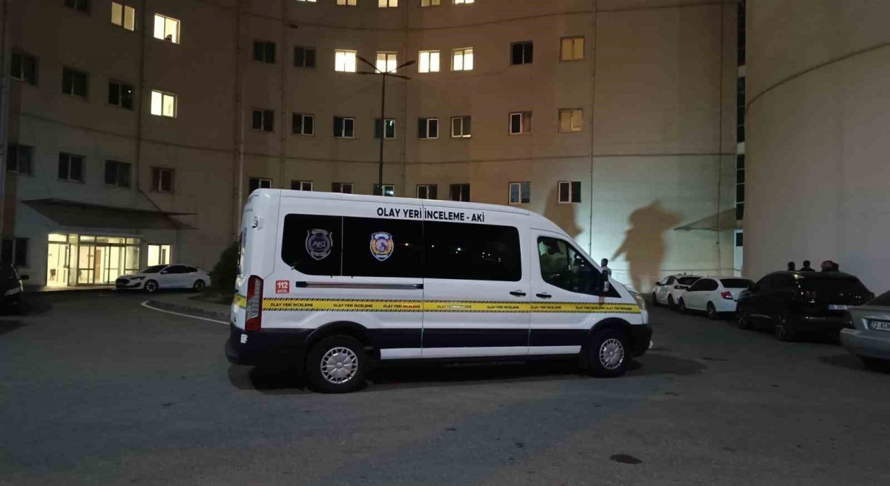 Batmanda hastanenin 5. katından atlayan şahıs hayatını kaybetti