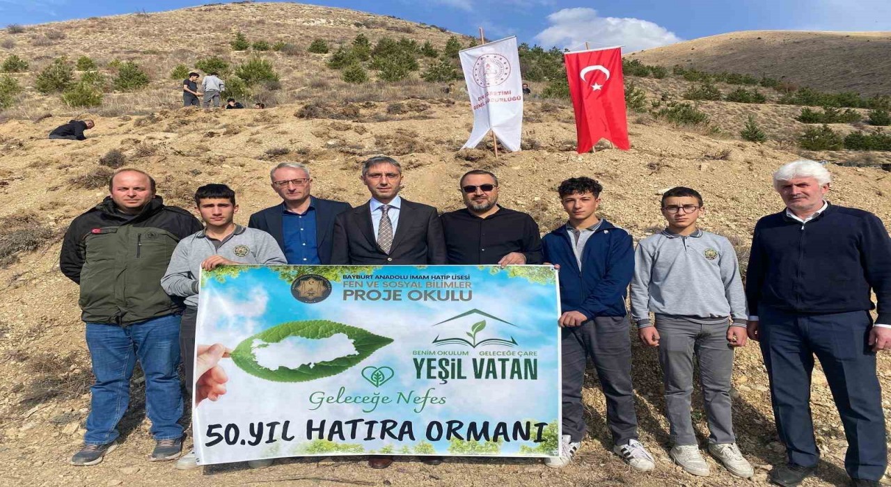 Bayburt Anadolu İmam Hatip Lisesi tarafından hatıra ormanı oluşturuldu