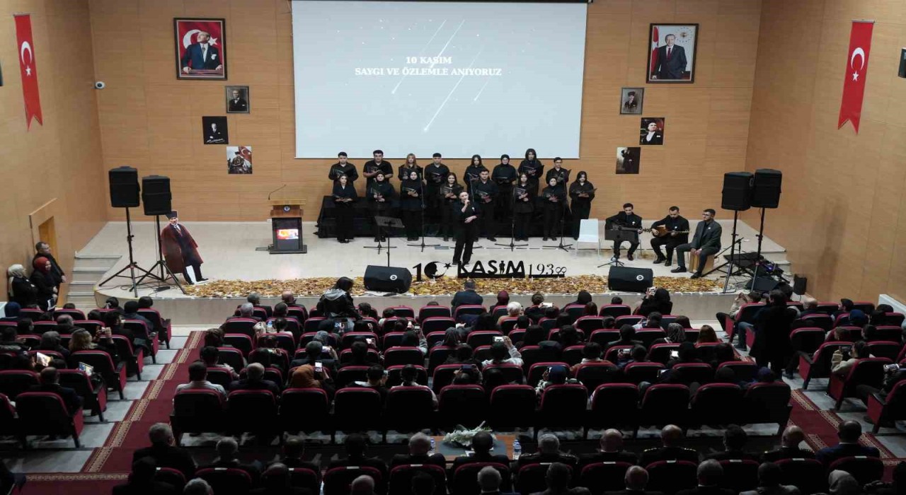 Bayburtta Atatürk vefatının 87nci yıl dönümünde anıldı