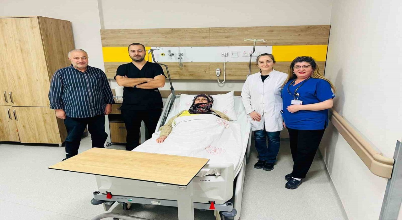 Bayburtta kolon ve rektum tümörü ameliyatları başarıyla gerçekleştirildi