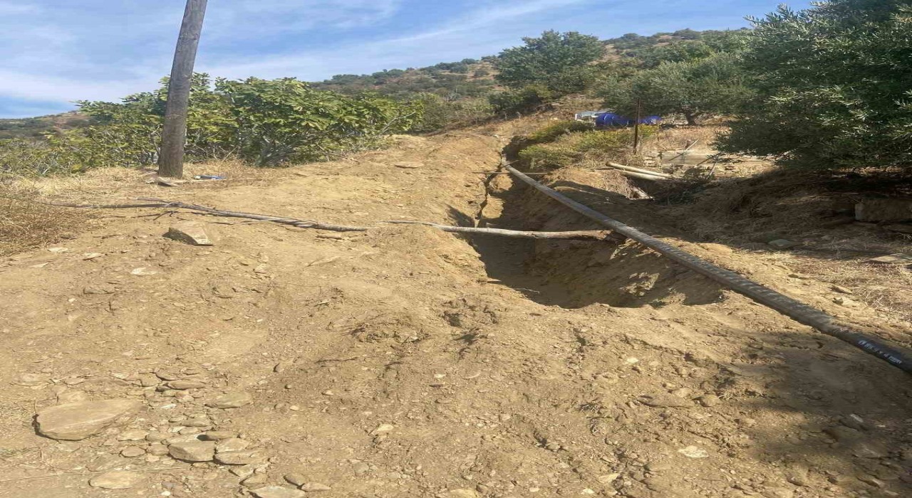 Bekirler Mahallesinde yeni içme suyu terfi hattı çalışmaları sürüyor