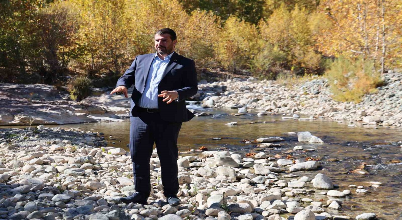 Belediye Başkanı Altınışık: Eti Krom maden atıklarını dere yataklarına döküyor