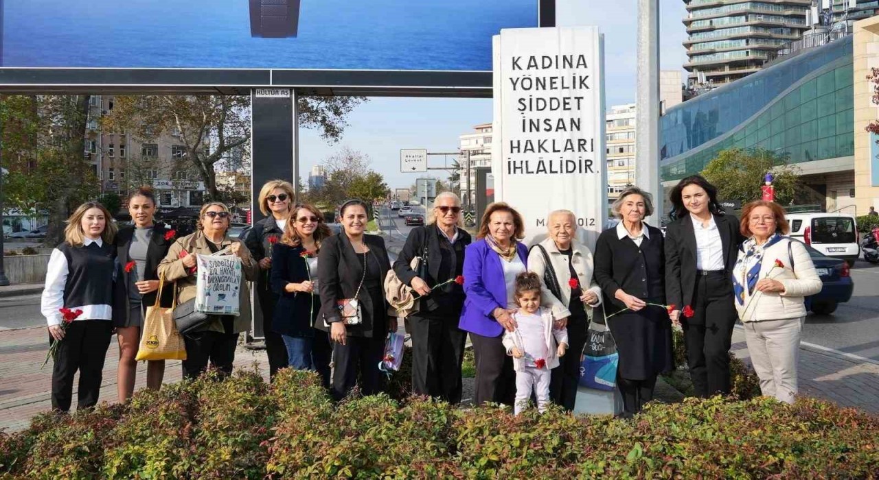 Beşiktaşta Dünden Bugüne Kadına Yönelik Şiddetle Mücadele Paneli