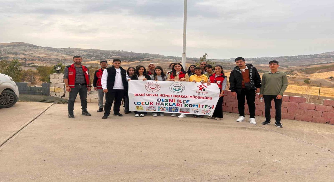 Besnide YKS adaylarına sosyal destek programı düzenlendi