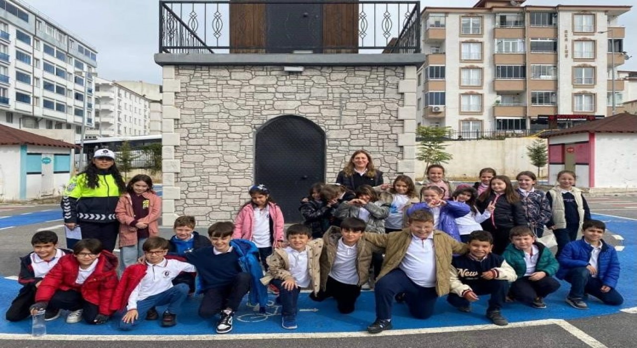 Bilecikte güvenli gelecek için trafik dersi