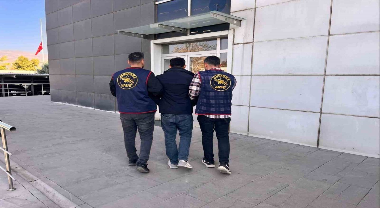 Bingölde 9 yıl 10 ay kesinleşmiş hapis cezası bulunan şahıs yakalandı