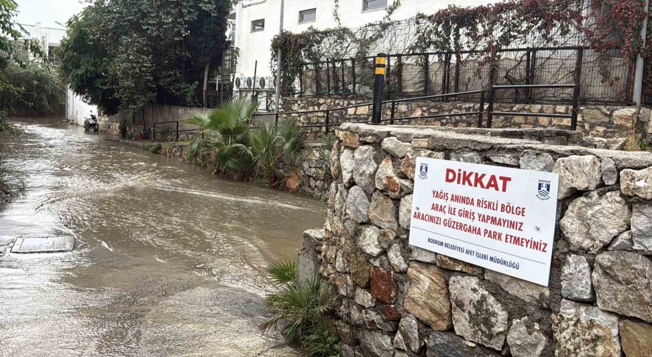 Bodrumu sağanak yağış vurdu