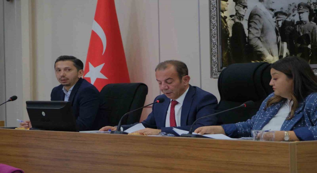 Boluda çocuk parklarında sigara içmek yasaklanacak