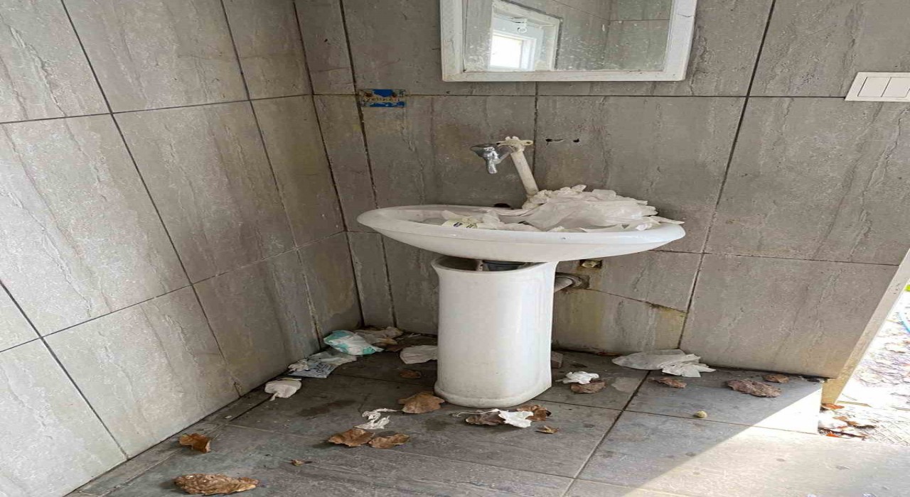 Boluda türbede tepki çeken görüntüler