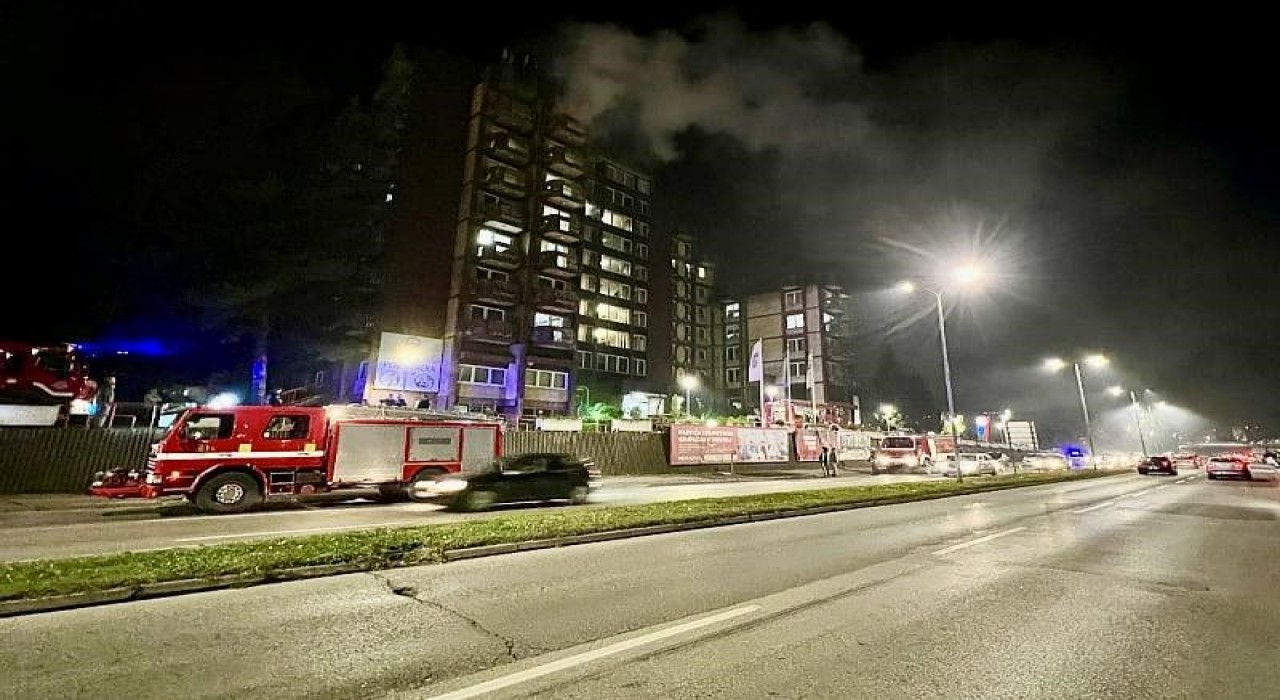 Bosna Hersekin Tuzla kentinde huzurevi yangını: En az 9 kişi hayatını kaybetti