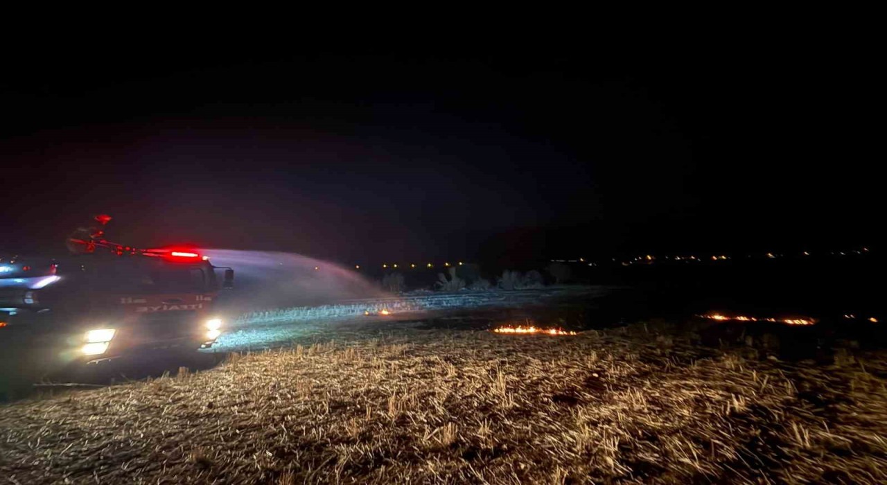 Bucaktaki arazi yangını söndürüldü