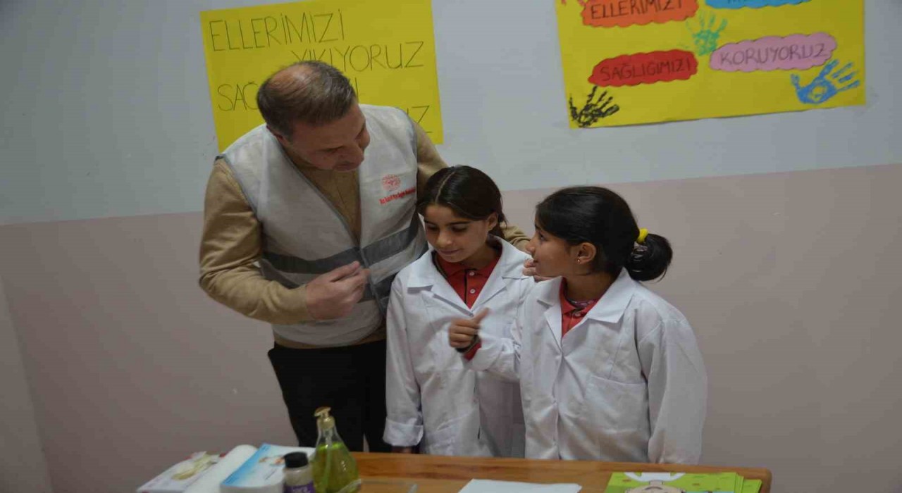 Bulanıkta ‘Sağlıklı Çocuk, Sağlıklı Gelecek projesiyle öğrenciler bilgilendirildi