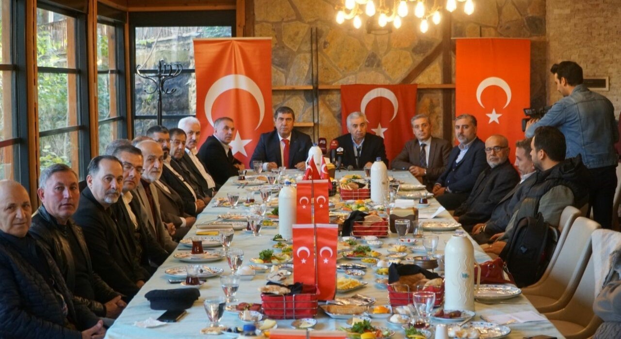 Bursada Doğu ve Güneydoğulu kanaat önderlerinden Terörsüz Türkiyeye destek
