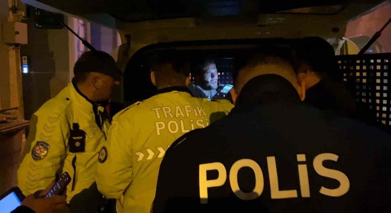 Bursada dur ihtarına uymayan sürücü, 10 kilometrelik kovalamacayla yakalandı