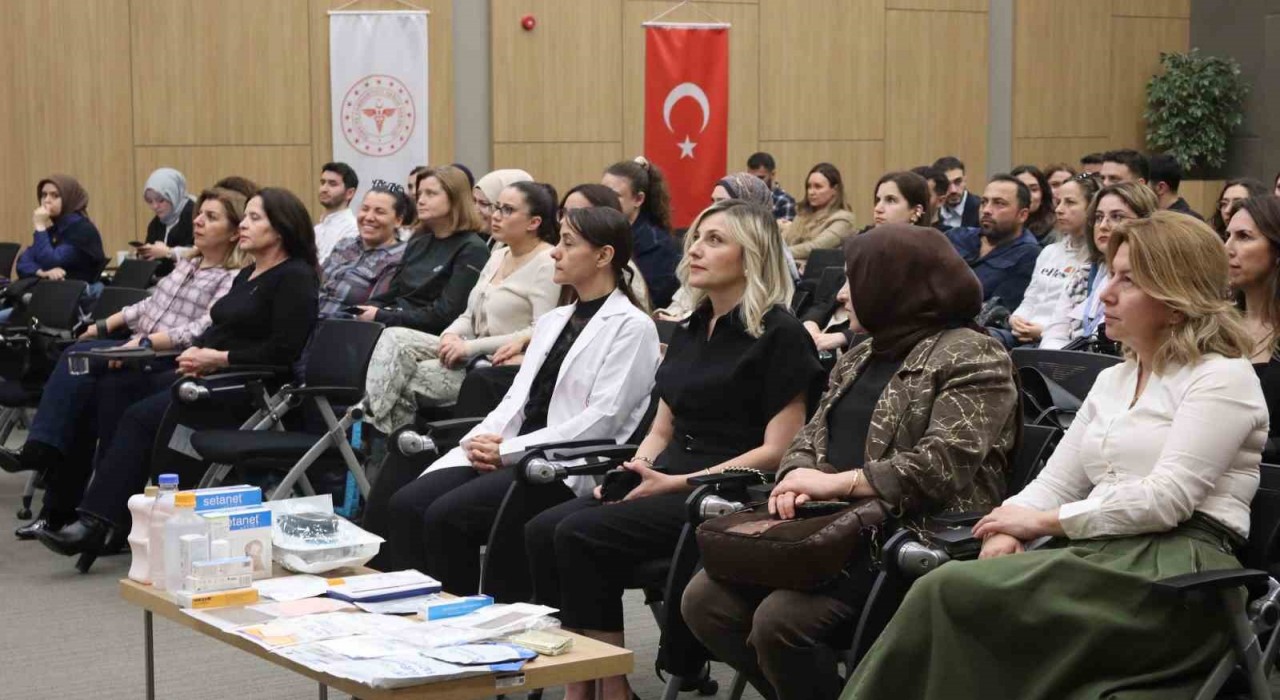 Bursada hekim ve sağlık çalışanlarına yanık eğitimi verildi