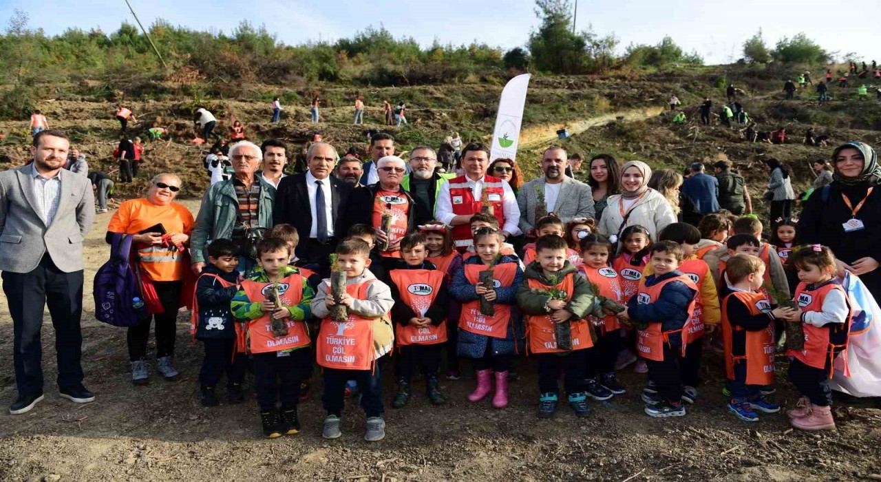 Bursada kitaplardan yeşerecek ormana ilk tohumlar  bırakıldı