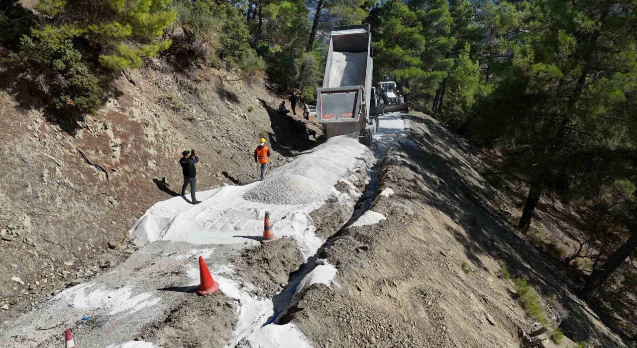 Büyükşehir ASATtan Konyaaltı bölgesine 164 milyon 219 bin TL bedelli içme suyu yatırımı