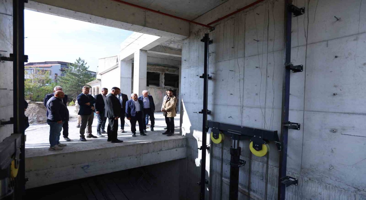 Büyükşehir, dünya paleontoloji tarihine ışık tutacak: 115 milyon TLlik proje yükseliyor