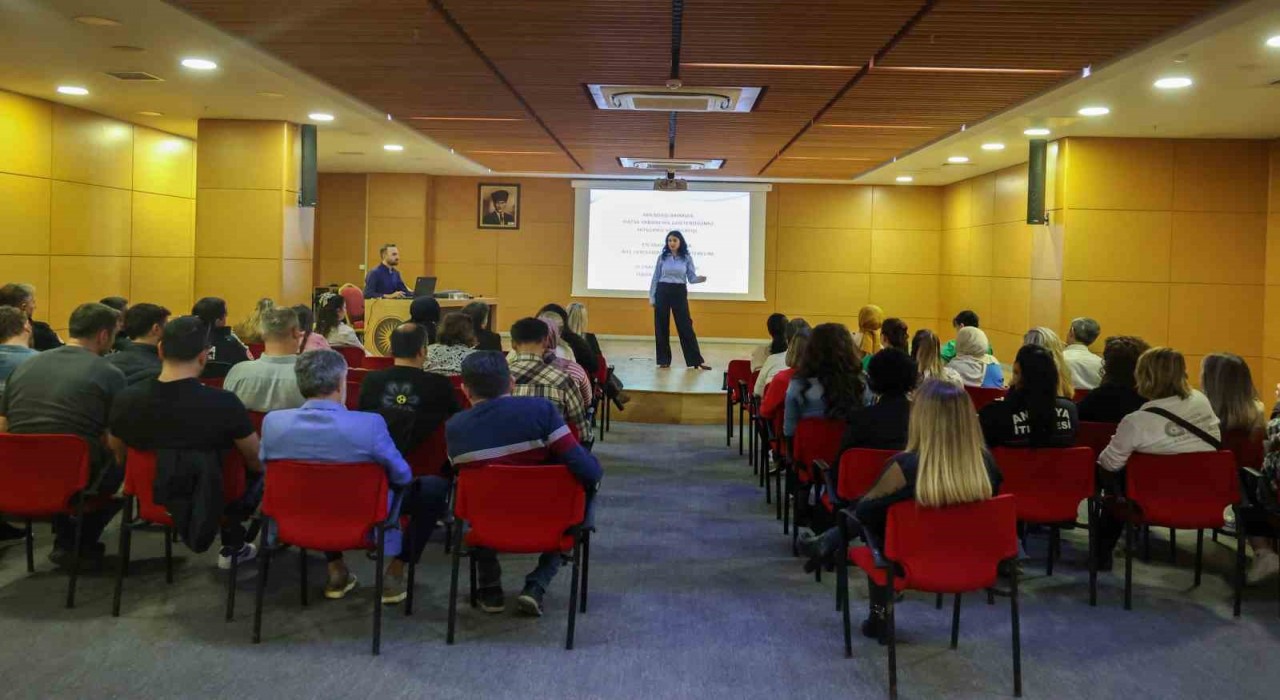 Büyükşehirde personele Aile İçi İletişim eğitimi