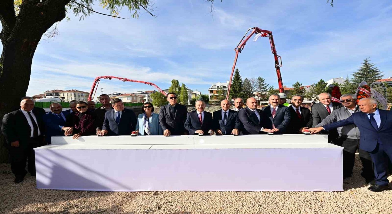 Cafer Güven Huzurevi Yaşlı Bakım ve Rehabilitasyon Merkezinin temeli atıldı