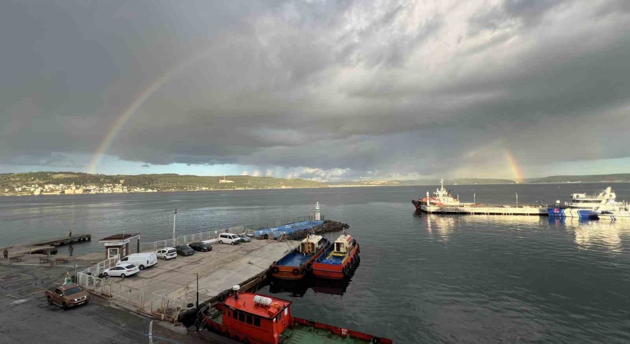 Çanakkale Boğazında çifte gökkuşağı